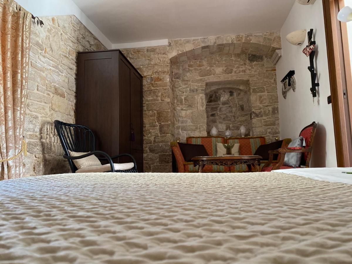 Ferienwohnung Palazzo Morola XIV Century Giovinazzo Exterior foto