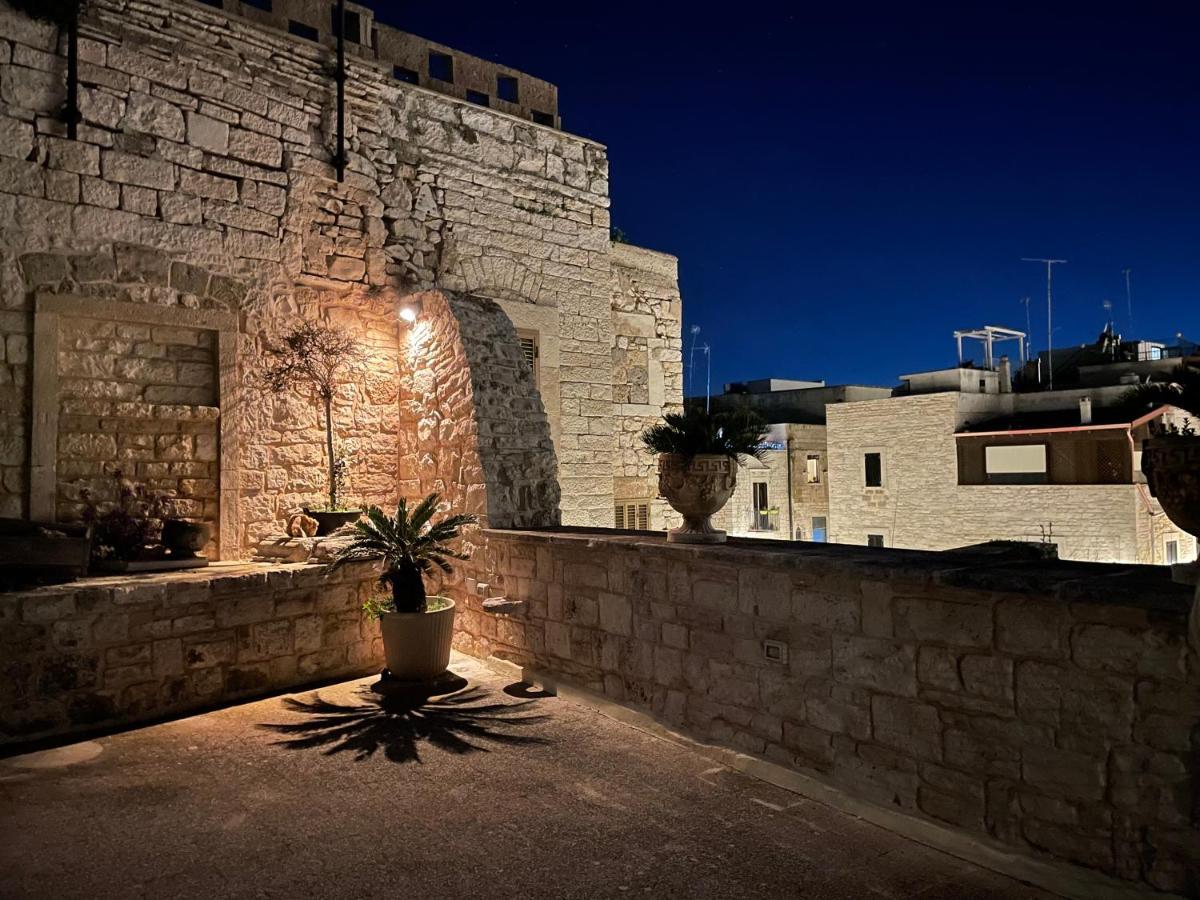Ferienwohnung Palazzo Morola XIV Century Giovinazzo Exterior foto