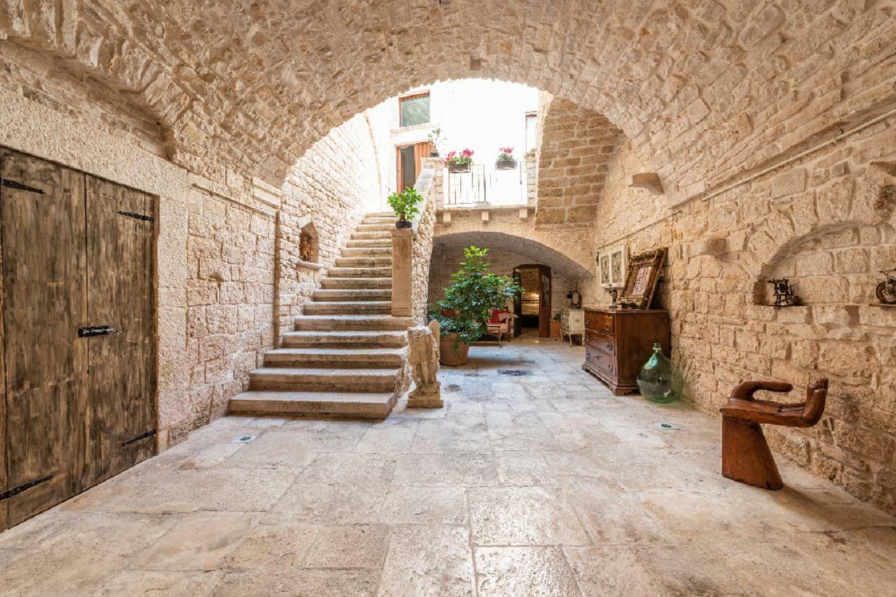 Ferienwohnung Palazzo Morola XIV Century Giovinazzo Exterior foto