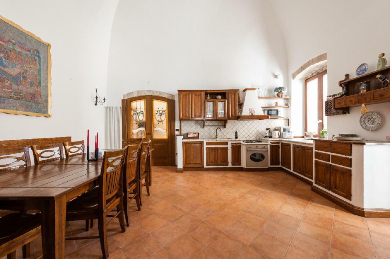 Ferienwohnung Palazzo Morola XIV Century Giovinazzo Exterior foto