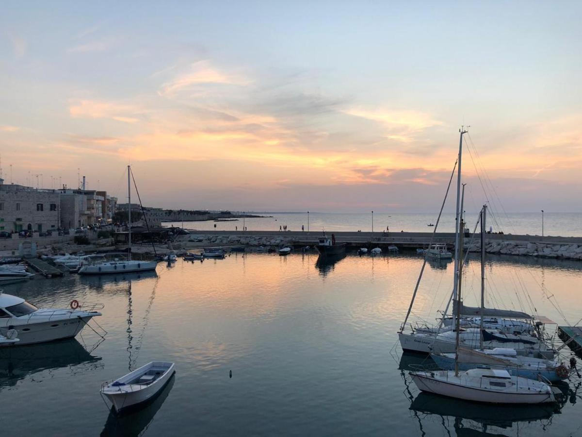 Ferienwohnung Palazzo Morola XIV Century Giovinazzo Exterior foto