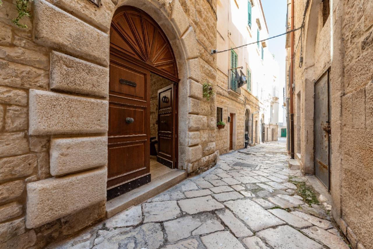 Ferienwohnung Palazzo Morola XIV Century Giovinazzo Exterior foto